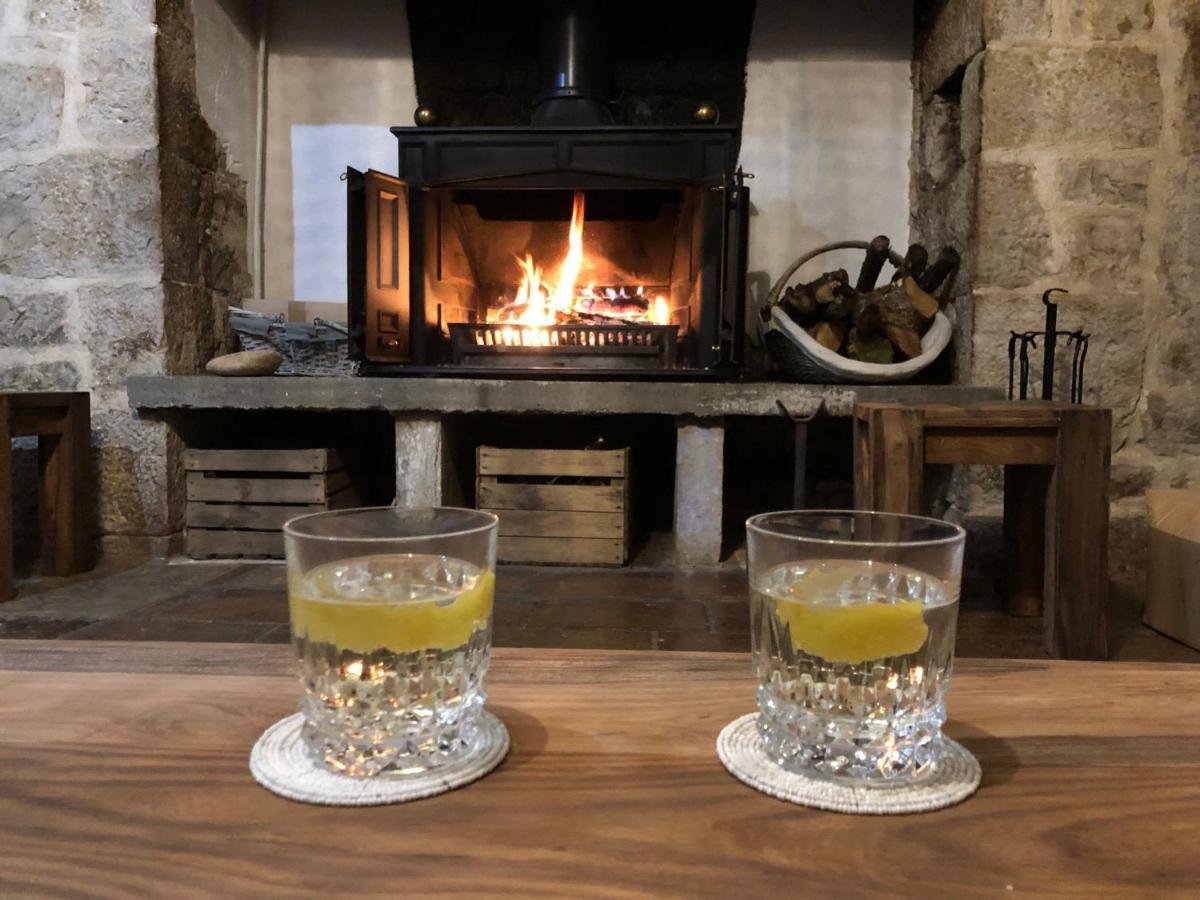 Domaine De Monplaisir Bed and Breakfast Caylus Buitenkant foto